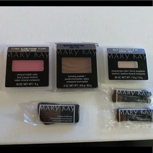MARY KAY BUNDLE of Makeup